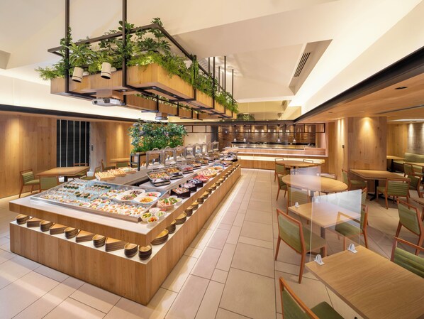 Päivittäinen buffetaamiainen (2541 JPY per henkilö)