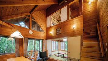 Standard Cottage Japanese-Style Room, Non Smoking | Free WiFi, bed sheets