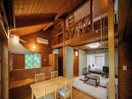 Deluxe Cottage Japanese-Western-Style Room, Non Smoking | Free WiFi, bed sheets