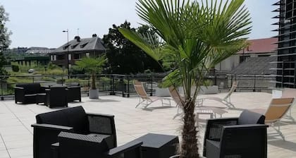 Logis HĂŽtel - La Chambre d'Amiens