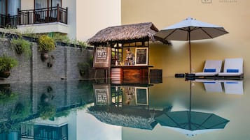 Outdoor pool, sun loungers