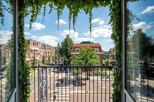 In-room safe, desk, free WiFi, bed sheets