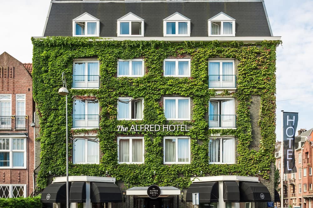 The Alfred Hotel