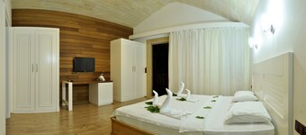 Apella Hotel
