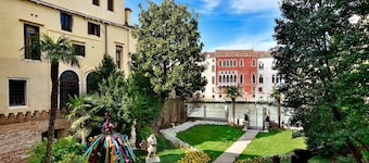 Palazzo Venart Luxury Hotel