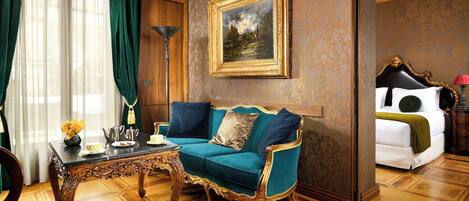 Suite, pemandangan kota (terrace) | Area keluarga | Smart TV 32-inci dengan saluran TV satelit