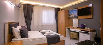 ゴールデン サライ アパート