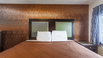 Desk, blackout drapes, iron/ironing board, free WiFi