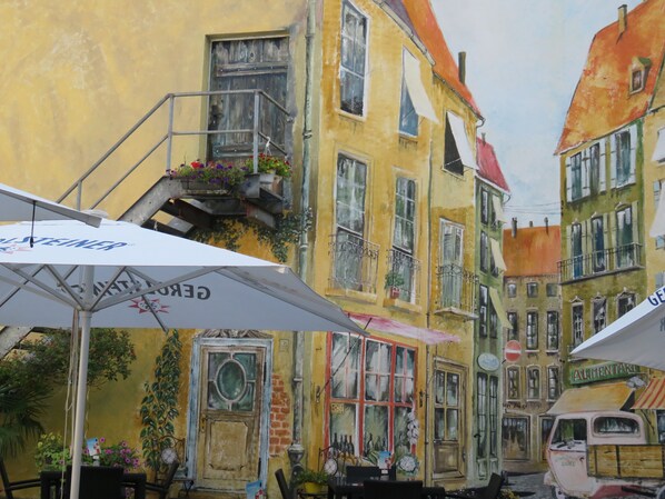 Vista frontal de la propiedad