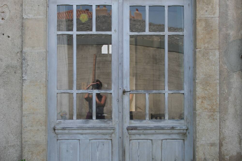 Le Voltaire Chambres et Table d'Hotes