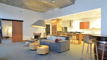 Télévision à écran plat de 52 pouces avec chaßnes par cùble, télévision