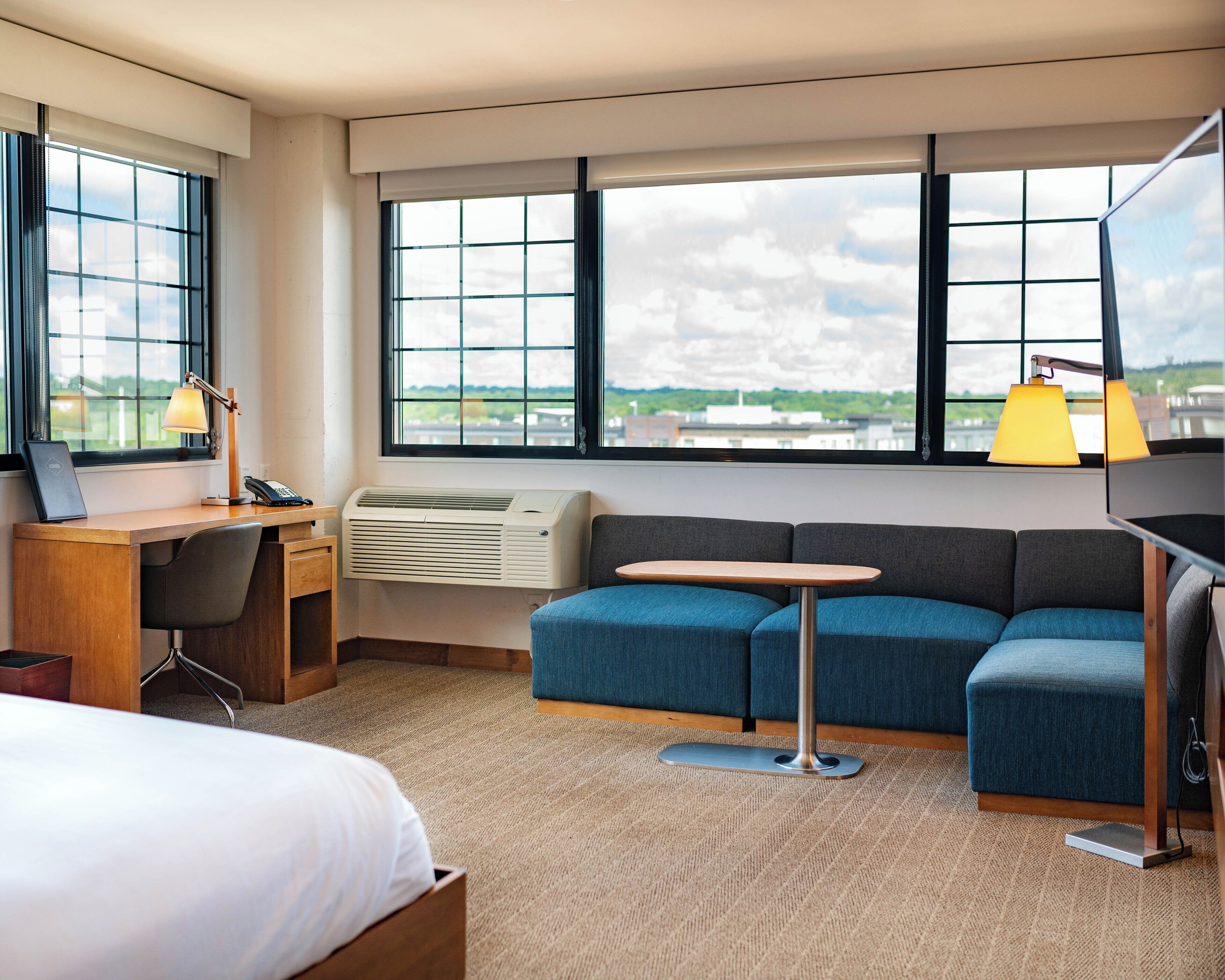 in-room safe, desk, laptop workspace, blackout curtains