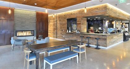 The Lismore Eau Claire - a DoubleTree by Hilton