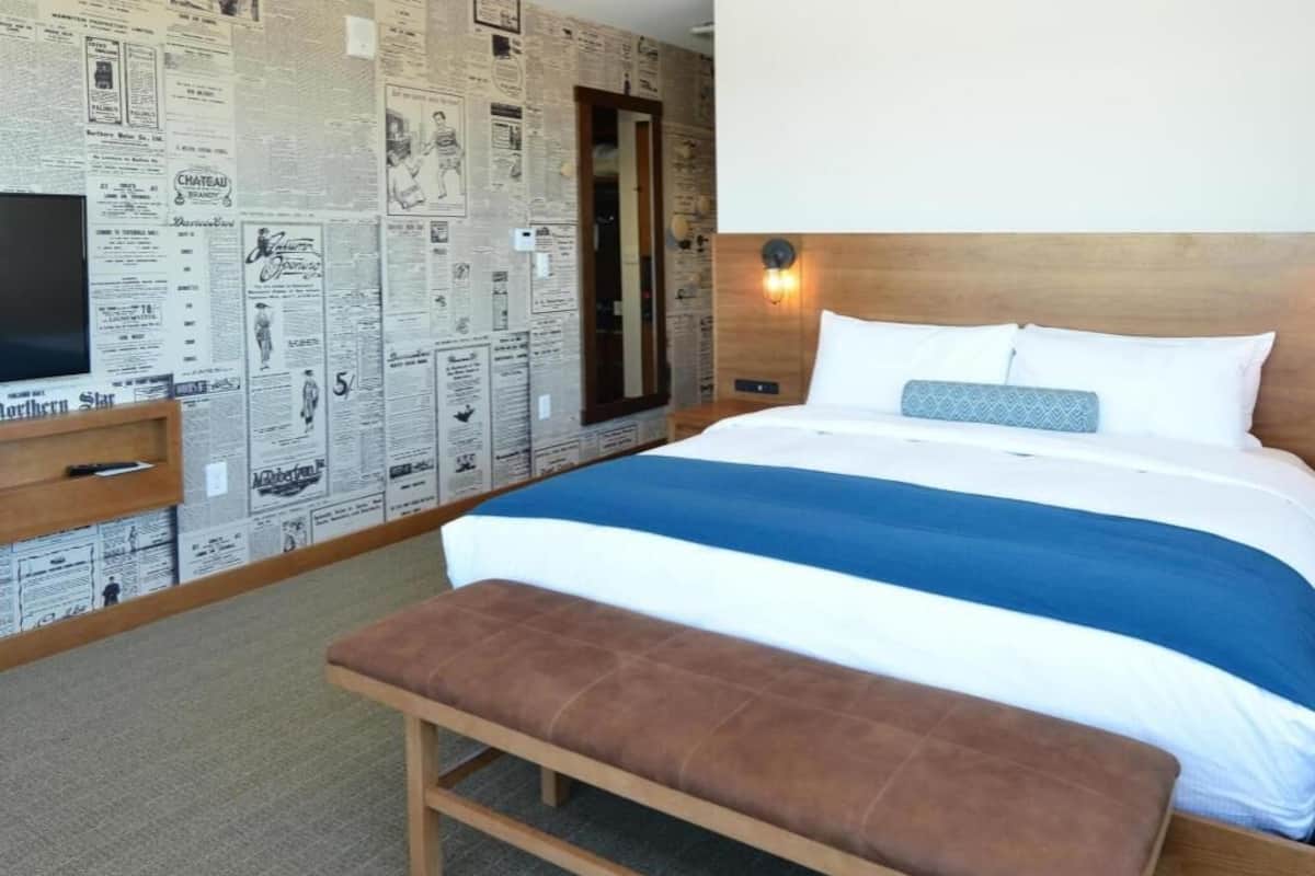 In-room safe, desk, laptop workspace, blackout drapes