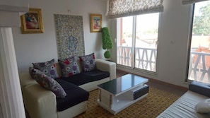 Deluxe Double Room | Free minibar, in-room safe, desk, blackout drapes - Hôtel Taghit Saoura (Taghit)