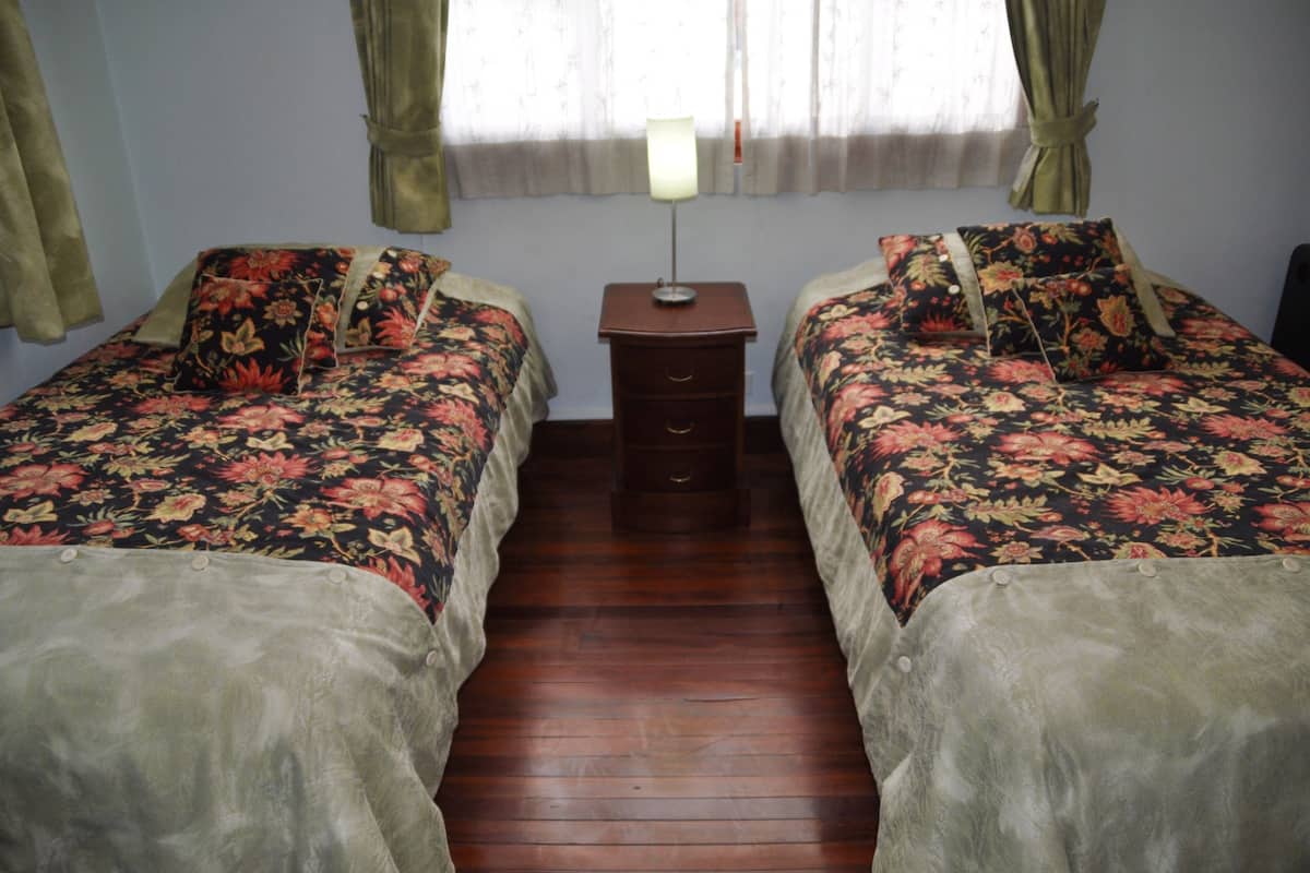 Superior Quadruple Room, Fireplace