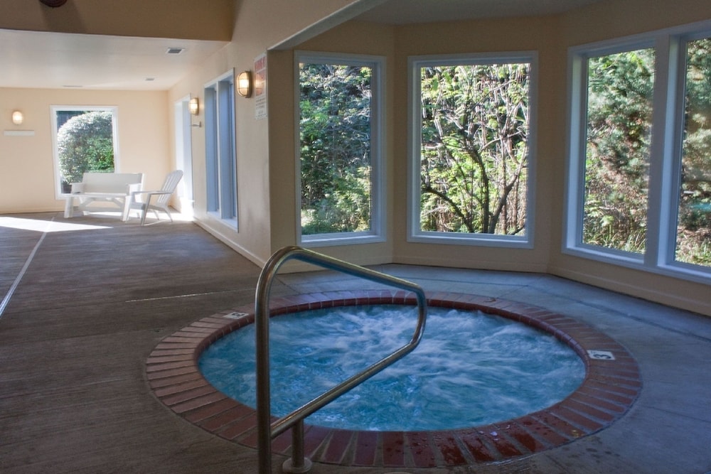 Keystone Vacation Rentals - The Village at North Pointe Depoe Bay by null