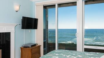 Condo, 2 Bedrooms, 2 Bathrooms, Ocean View (Ocean's Melody) | Premium bedding, iron/ironing board, free WiFi