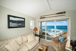 Condo, 1 Bedroom, 1 Bathroom, Ocean View (Seacliff Loft) | Premium bedding, iron/ironing board, free WiFi - Keystone Vacation Rentals Village at North Pointe (Depoe Bay)