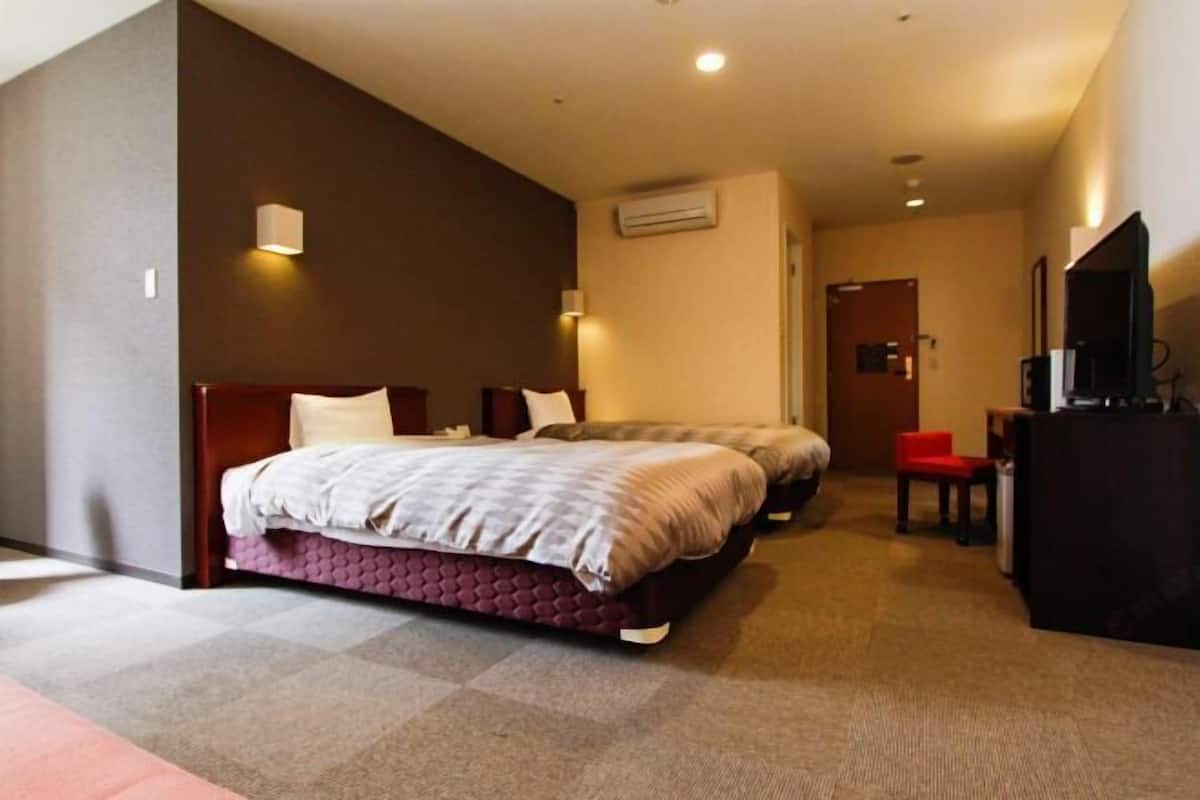 1 bedroom, desk, free WiFi
