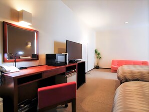Desk, free WiFi - HOTEL LiVEMAX Hamamatsu-Ekimae (Hamamatsu)