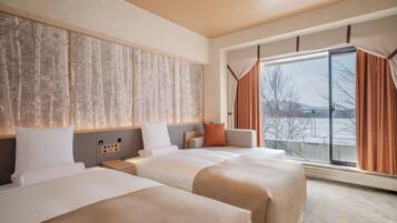 Deluxe Twin Room, Non Smoking | Free WiFi, bed sheets