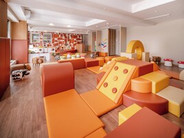 儿童活动区 - 室内