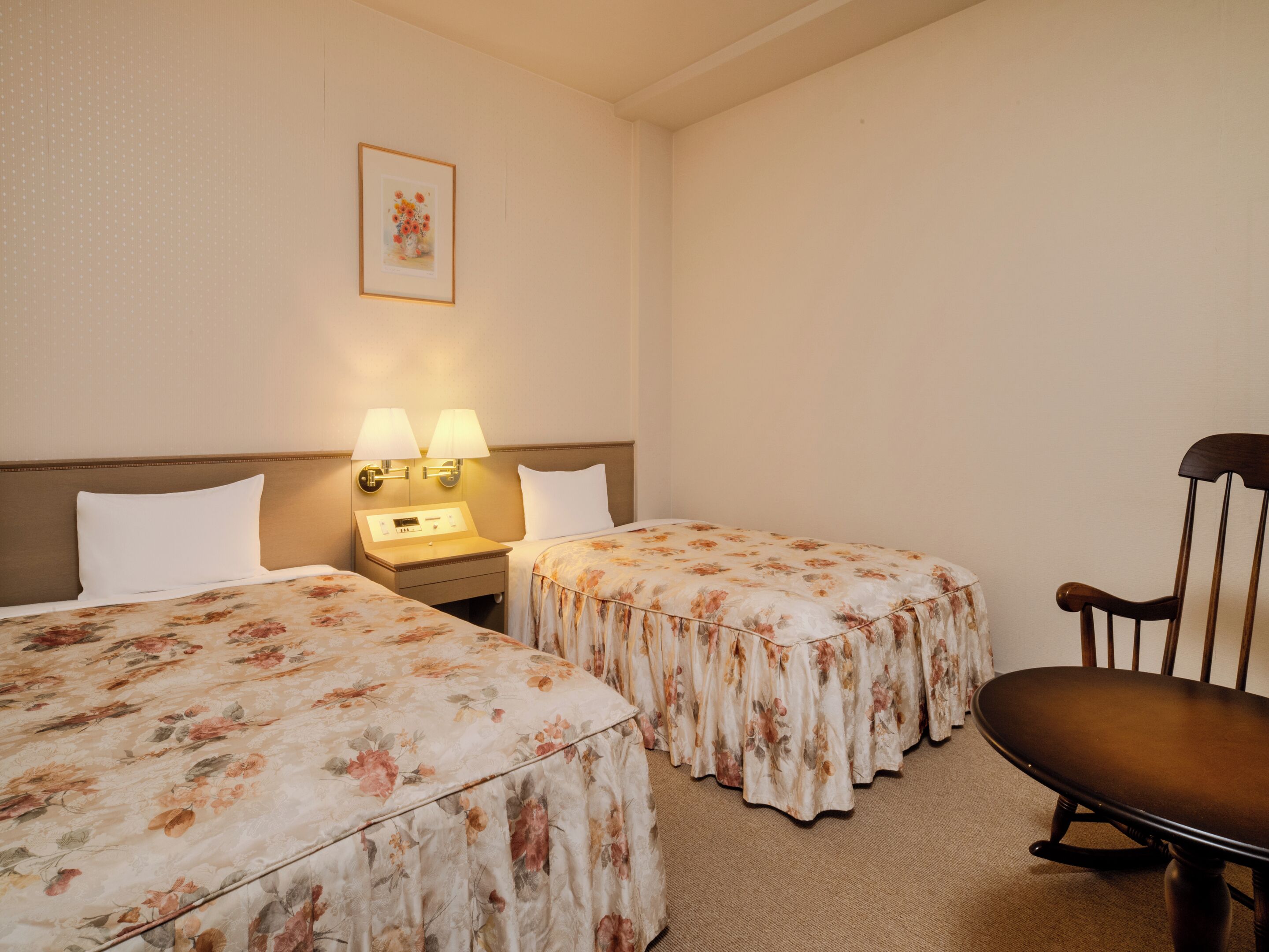 Deluxe Japanese-Western-Style Room(Non-smoking) | Free WiFi, bed sheets