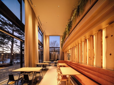 Restaurant. TATESHINA LAKE RESORT
