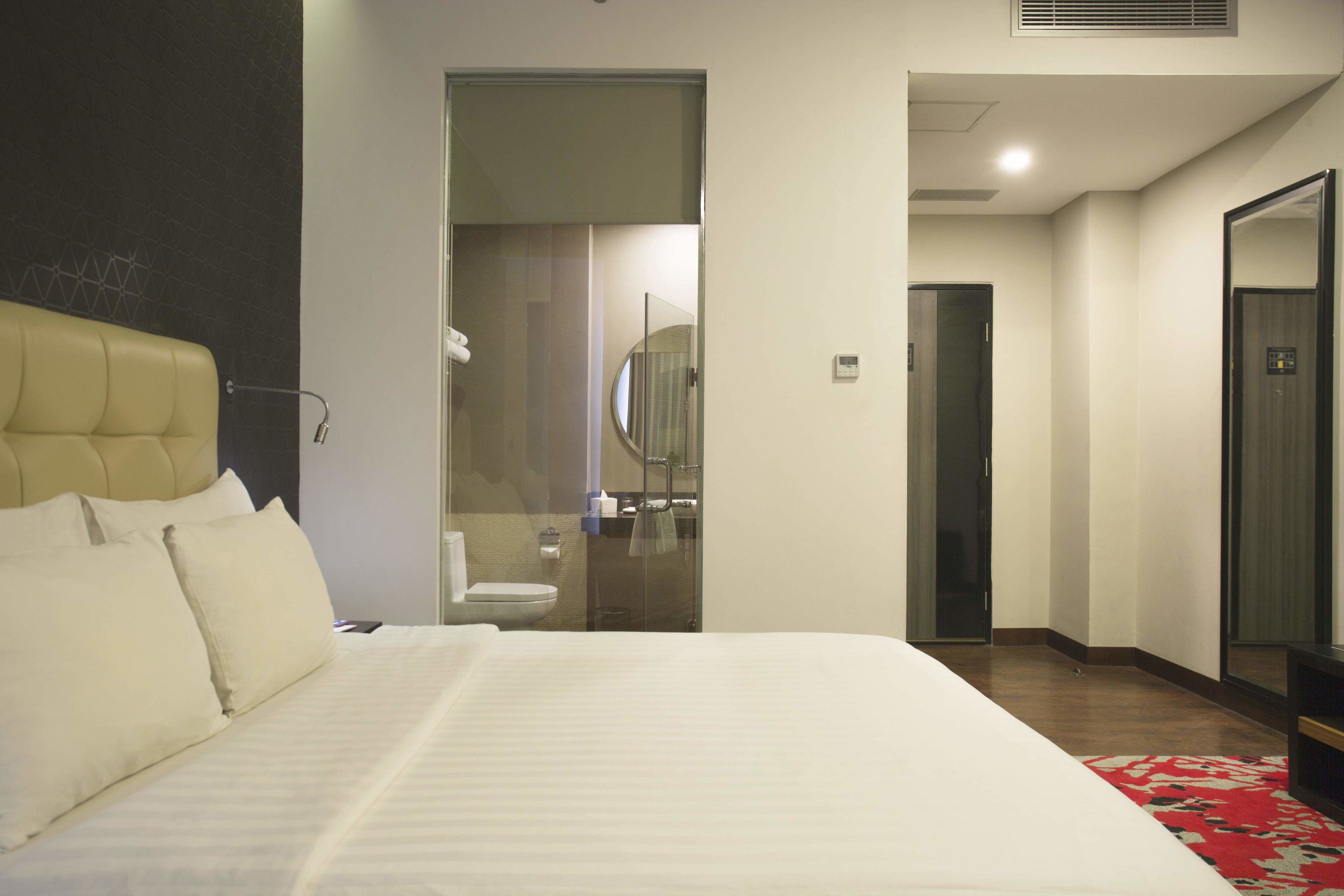 스탠다드룸, 킹사이즈침대 1개 | 이집트산 면 시트, 미니바, 객 실 내 금고, 책상