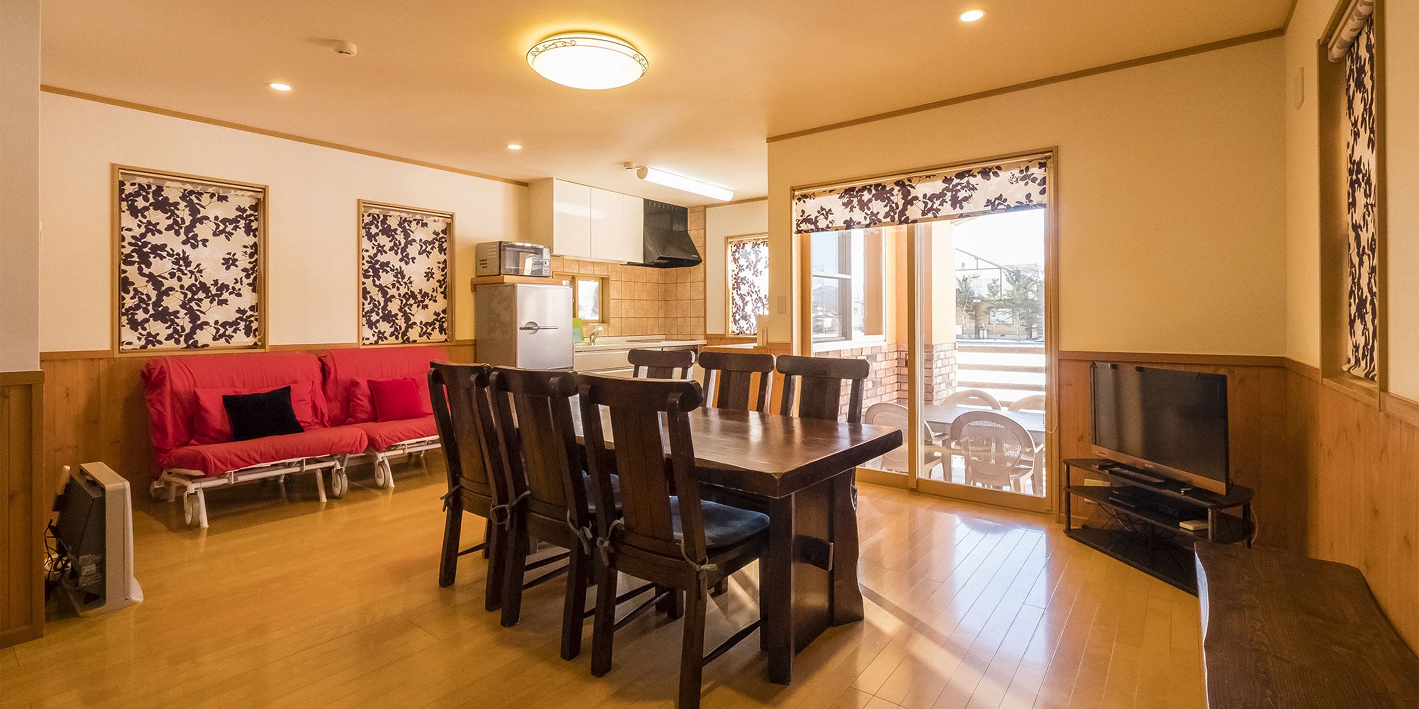 Private Cottage with Mt.Fuji view, Jetted Tub | Living room | LCD TV, DVD player