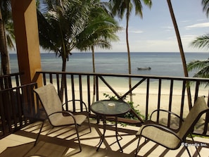 Deluxe Beachfront Room | View from room