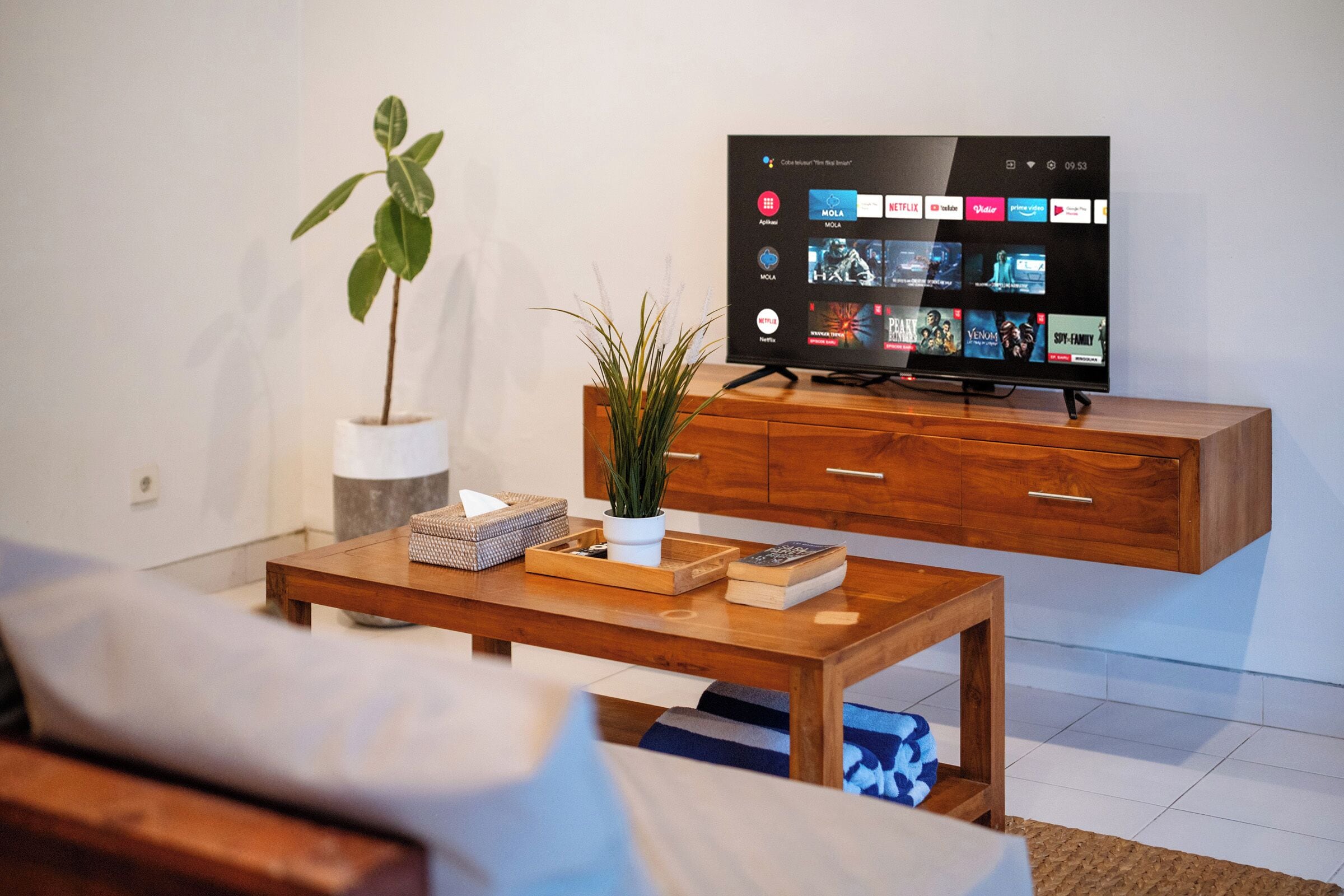 Villa Signature, 1 habitación, piscina privada, vistas a la piscina | Zona de estar | Televisión de pantalla plana de 32 pulgadas con canales por satélite
