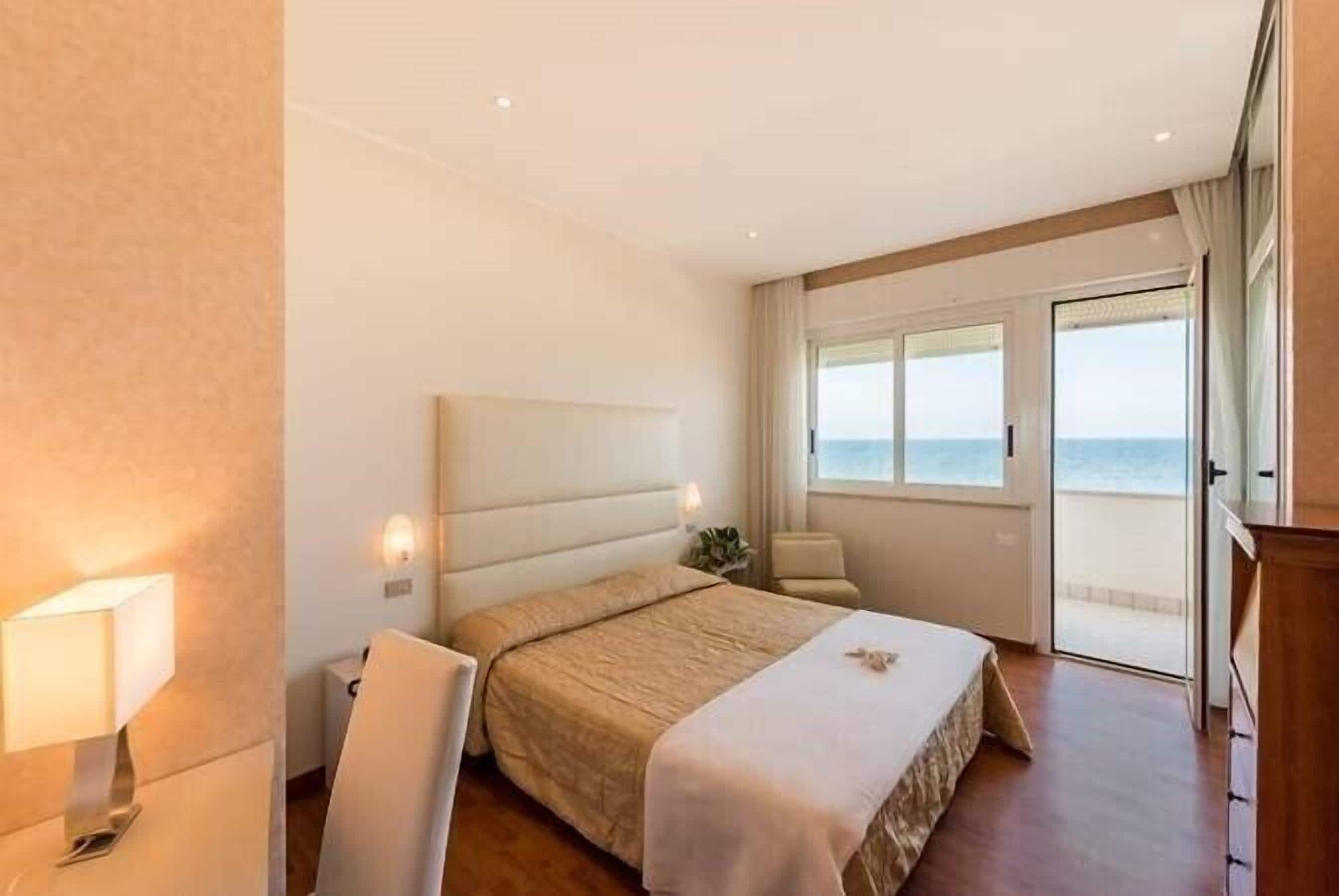 minibar, in-room safe, desk, cots/infant beds