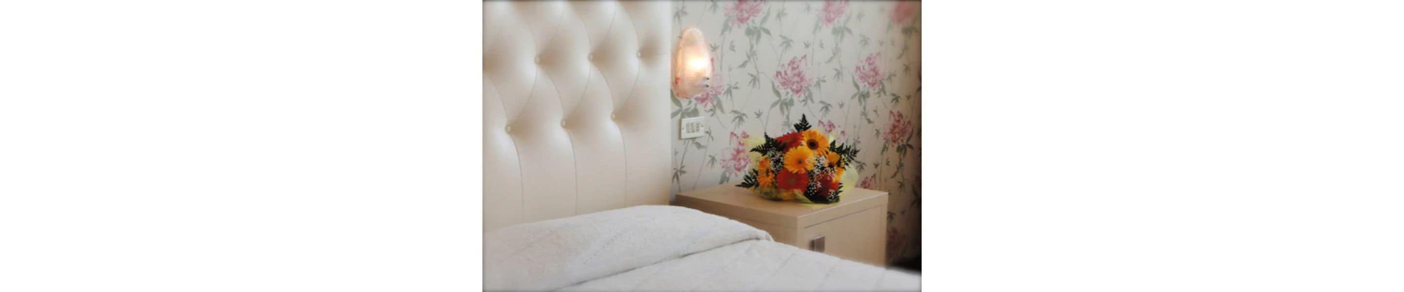 minibar, in-room safe, desk, cots/infant beds