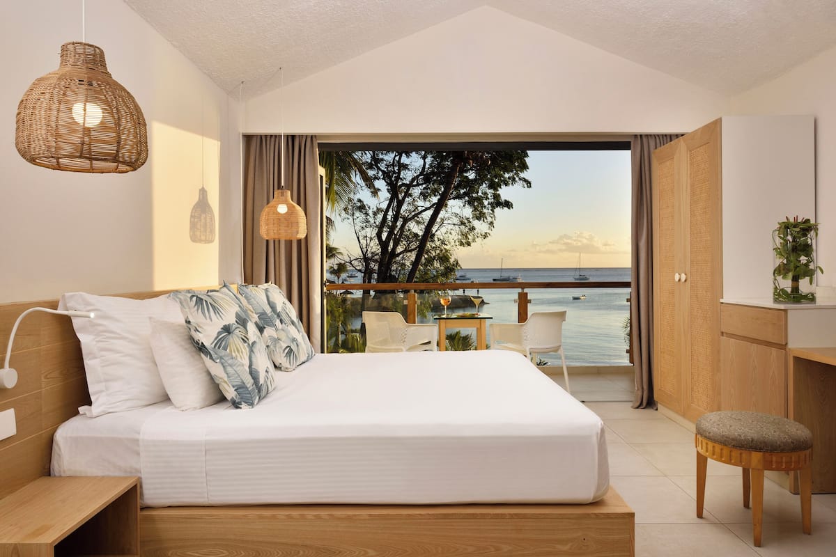 Minibar, Zimmersafe, individuell dekoriert, individuell eingerichtet