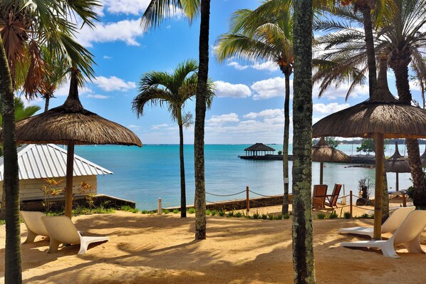 Exterior - Coral Azur Beach Resort (Mont Choisy)