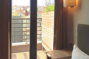 Doppia Standard, 1 camera da letto, angolo cottura | Vista dalla camera