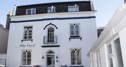 Abbey Court Hotel