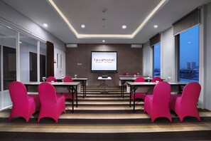 Meeting facility - favehotel Rungkut Surabaya (Surabaya)