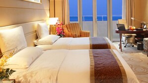 Unclassified image, 4 of 19, button - Golden shinning new century grand hotel (Beihai)