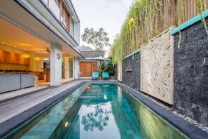 2 Bedroom Villa with Private Pool 
