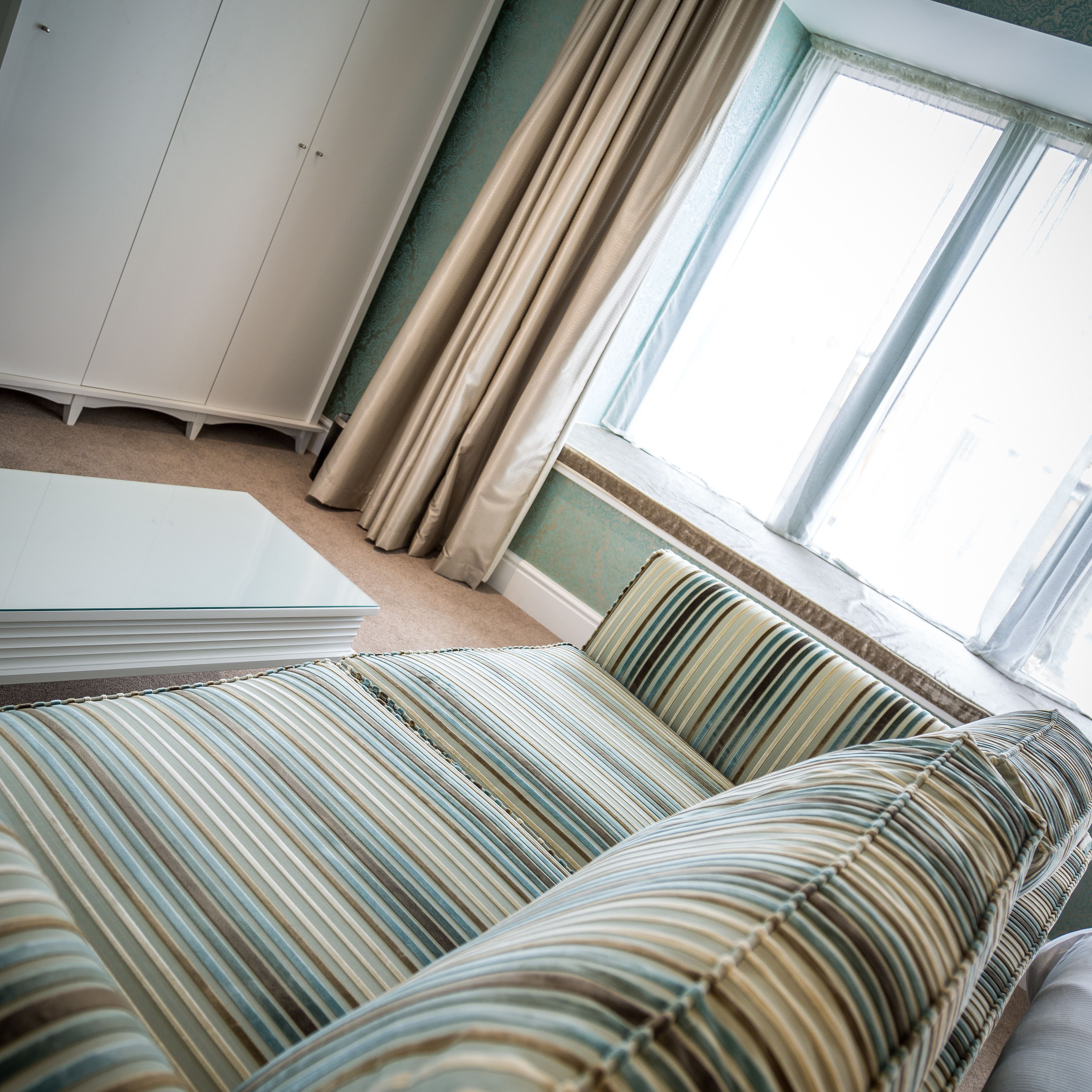 Superior Suite | Living area | Flat-screen TV