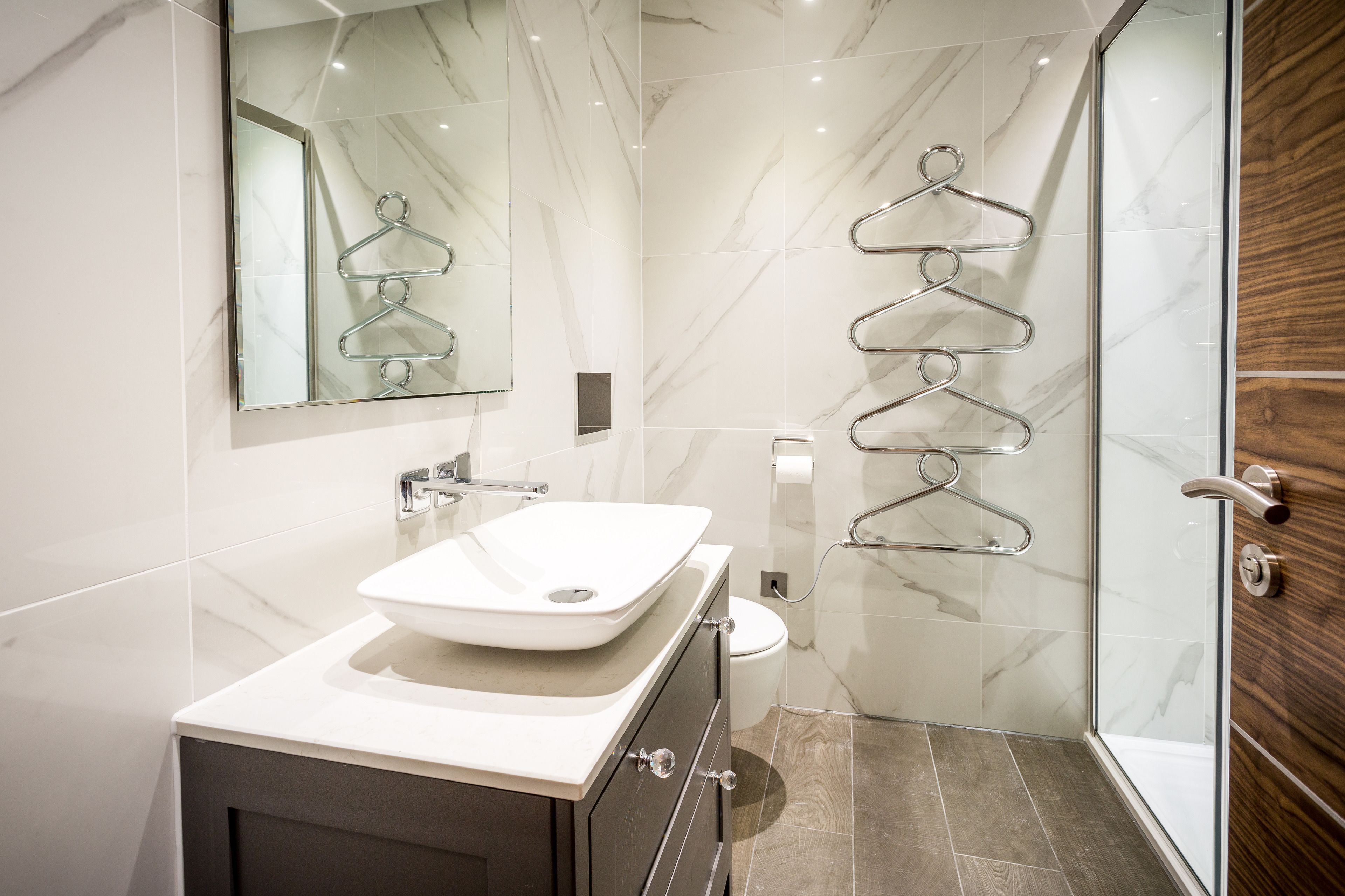 executive room | bathroom | free toiletries, hair dryer, towels