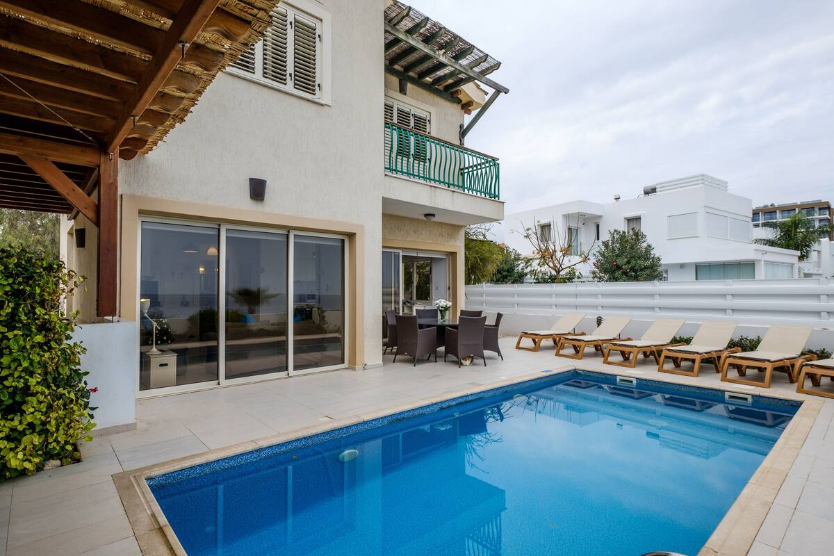 Grand Villa, 4 Bedrooms, Private Pool, Beachfront (1) | 私人泳池