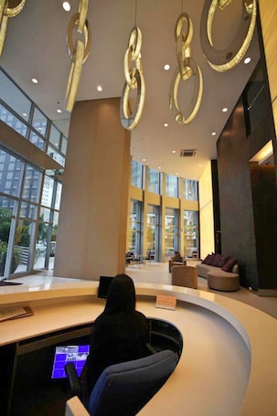 Recepção. Avant Apartments At The Fort