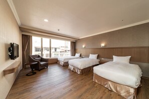Standard Triple Room | View from room - Fish Hotel - Pingtung (Pingtung)