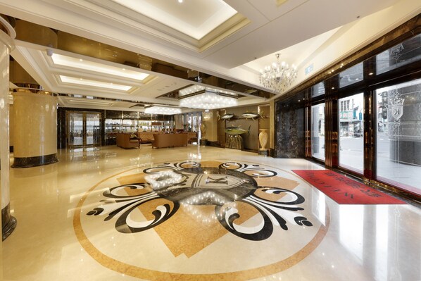 Lobby sitting area - Fish Hotel - Pingtung (Pingtung)