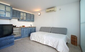 Villa Deluxe, 3 chambres, piscine privée (Naxos) | Coffre-fort, fer et planche à repasser, lit de bébé (supplément)