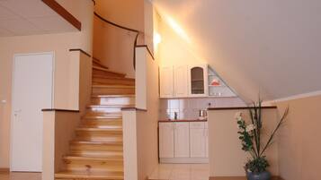 Luxury Suite | 1 bedroom, premium bedding, desk, iron/ironing board